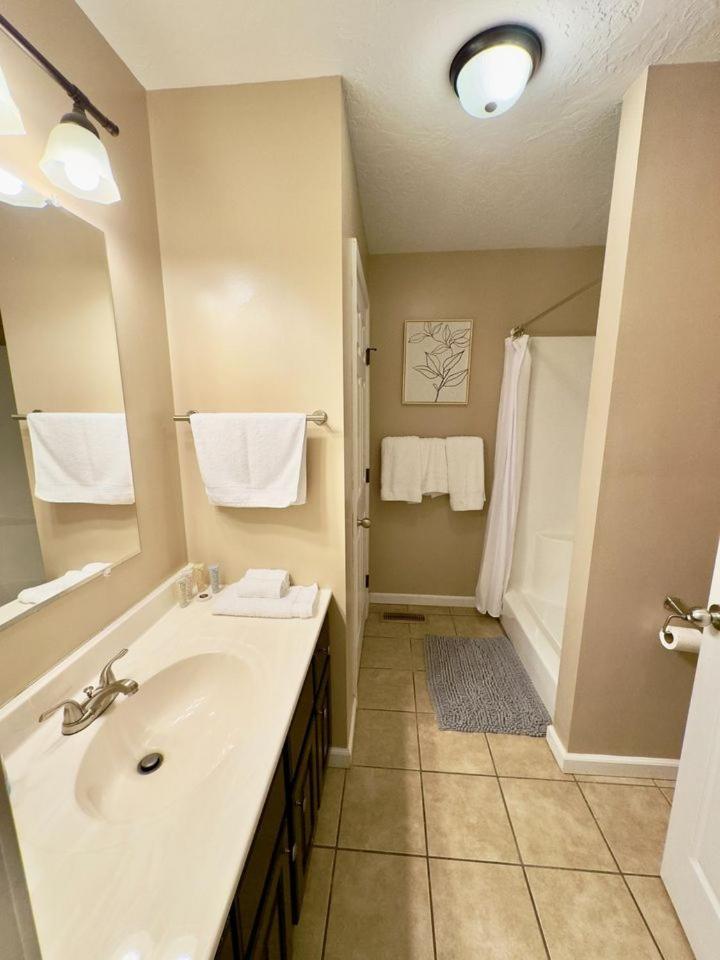 Cozy 2 Bedroom Townhouse Near Lake And Restaurants Guntersville Extérieur photo